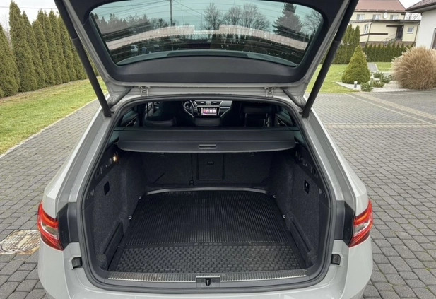 Skoda Superb cena 94900 przebieg: 206000, rok produkcji 2018 z Jeziorany małe 596